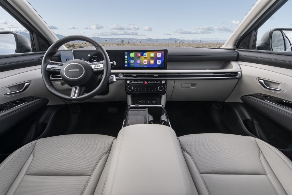 Hyundai TUCSON Hybrid